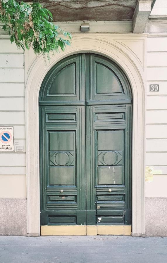 Dream Suites Milano Centro Porta Romana Exterior photo